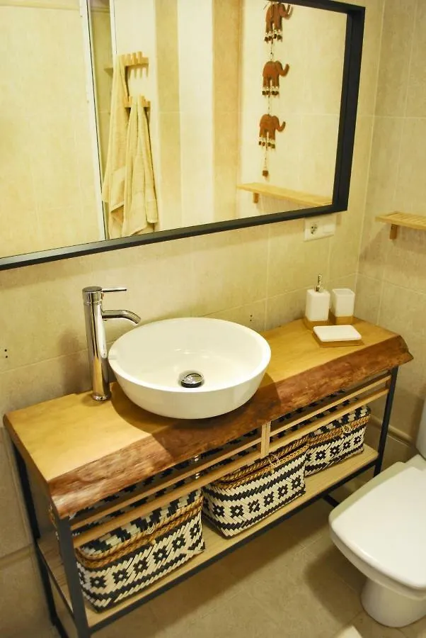 The Boho-Chic Oasis, Lovely City Center Apartment Málaga